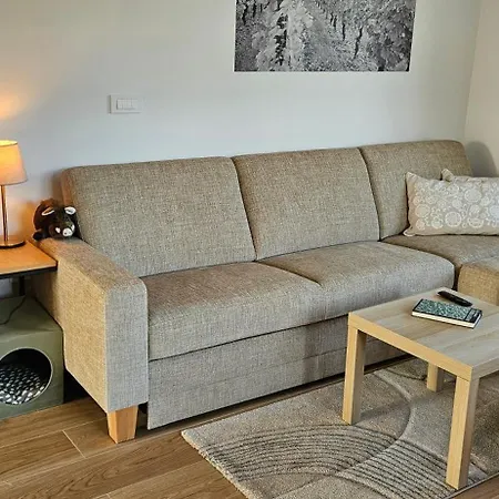 펜션 The Cosyvine House - A Peaceful Private Retreat With Jacuzzi, Sauna, And Breathtaking Brda Views Kozana